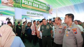 Kepolisian Daerah Jawa Timur (Polda Jatim) bersama jajaran Polres, Polresta, dan Polrestabes menggelar Kick Off Launching Gerakan Pangan Murah (GPM) Polri di GOR Delta Sidoarjo, Kamis (14/8/2025).