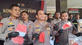Kapolres Lumajang AKBP Alex Sandy Siregar umumkan salah satu tersangka pencurian motor mahasiswa KKN.