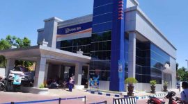 Gedung BRI di Pamekasan – Sejumlah nasabah mengeluhkan dugaan kejanggalan pembayaran angsuran pinjaman.