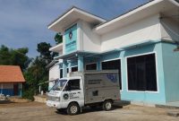 Kendaraan operasional milik Badan Gizi Nasional di salah satu dapur Satuan Pelayanan Pemenuhan Gizi (SPPG) Pamekasan yang akan melayani program Makan Bergizi Gratis (MBG).