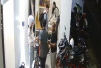 Tangkap layar Video itu pertama kali diunggah akun @yusufynr_ pada Sabtu malam (13/9/2025)