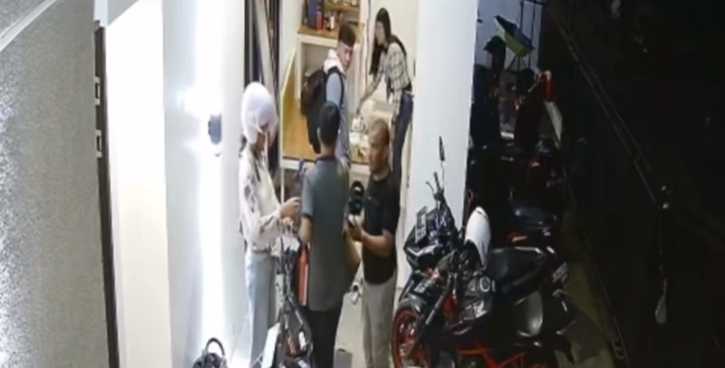 Tangkap layar Video itu pertama kali diunggah akun @yusufynr_ pada Sabtu malam (13/9/2025)