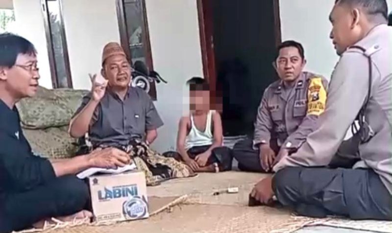 Salah satu murit yang mengalami dugaan keracunan usai menyantap MBG.