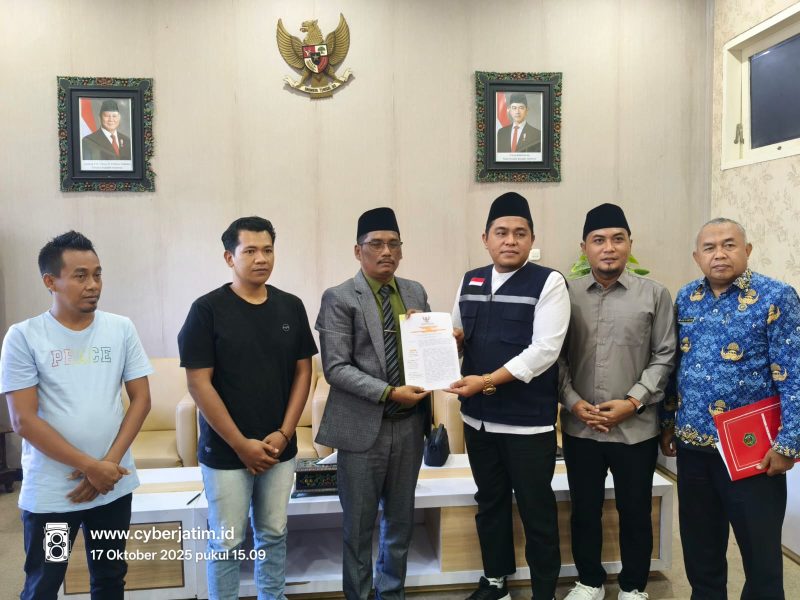 Ach. Suhairi kembali mendatangi kantor DPRD Pamekasan untuk menindaklanjuti usulan pemakzulan Bupati KH. Khalilurrahman.
