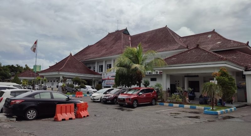 RSUD Slamet Martodirdjo