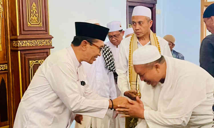 Bupati saat menghadiri Safari Jum’at beberapa waktu lalu.