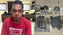 Petugas Satreskrim Polres Sumenep saat mengamankan pelaku berinisial M, warga Desa Banjar Barat, Kecamatan Gapura, yang diduga menyimpan bahan peledak ilegal di rumahnya.