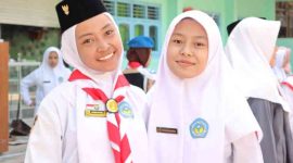 Nailatur Rizki Munawwaroh (Kanan).