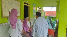 Suasana panik mewarnai sekolah saat belasan siswa MTs di Pamekasan tiba-tiba jatuh sakit usai makan menu Makan Bergizi Gratis.