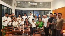 FAJP dan Tokoh Muda Madura persiapan menggagas kongres rakyat dalam pertemuan yang berlangsung di Threefive Coffee & Space, Jumat (1/5/2026).