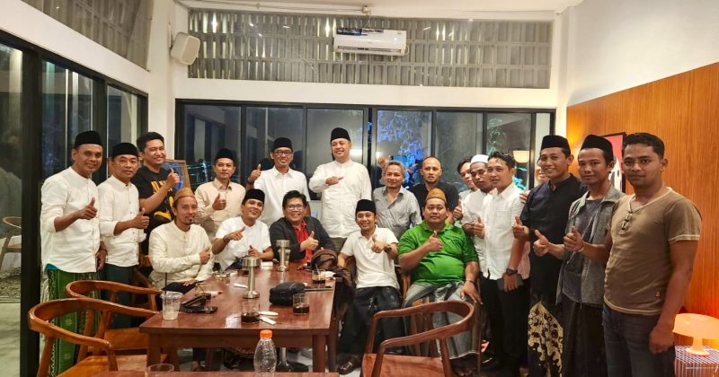 FAJP dan Tokoh Muda Madura persiapan menggagas kongres rakyat dalam pertemuan yang berlangsung di Threefive Coffee & Space, Jumat (1/5/2026).